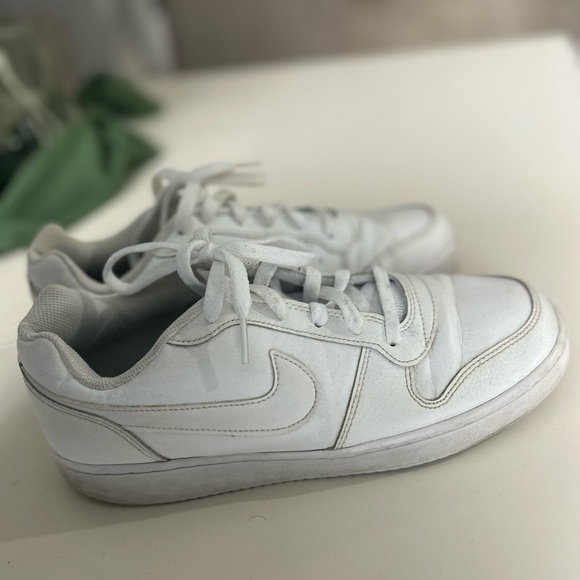 NIKE BUNDLE - Picture 15 of 15